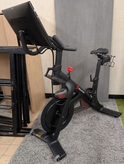 Peloton Bike (Model PLTN RB1VQ) – Indoor Exercise Bike – CS W60