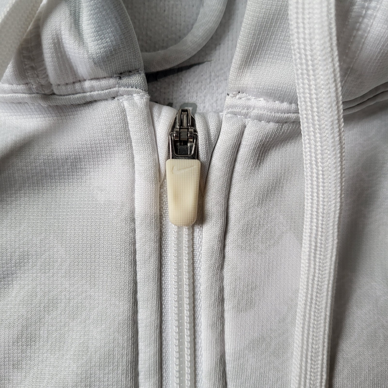 SACAI X NIKE Nike Therma Fit felpa con cappuccio uomo media bianca digitale mimetica full zip pile giacca