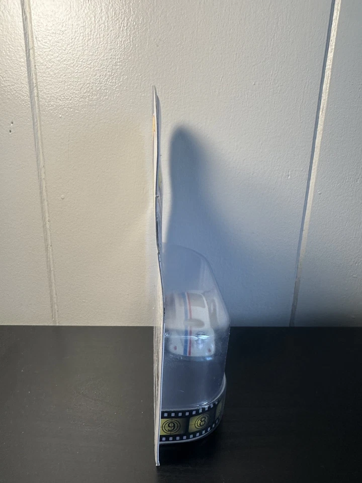 Hot Wheels 2014 Retro Entertainment Herbie The Love Bug Volkswagen Beetle Foto 3 de 4