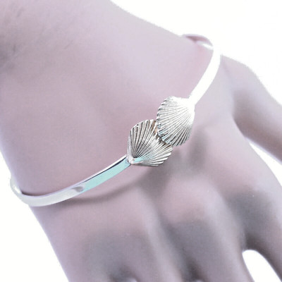 Leonore Doskow Sterling Silber & 14k Gelbgold Muschel Armreif Armband