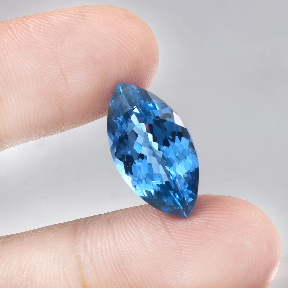 Natural Flawless Mozambique Blue Tourmaline MarquiseCut Loose Gemstone 19x10x7mm - Image 2 of 4