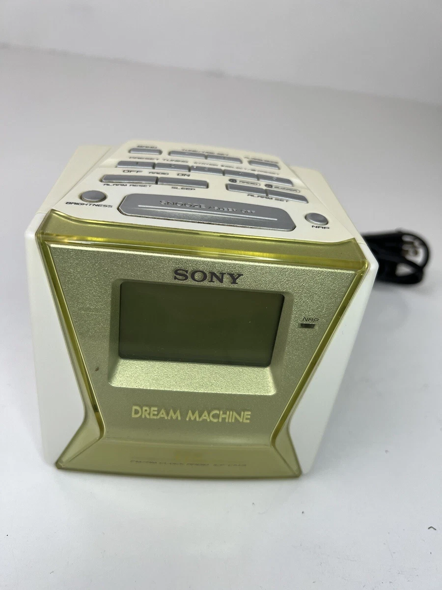 Sony Dream Machine White LIV FM/AM Alarm Clock Radio, 45 OFF