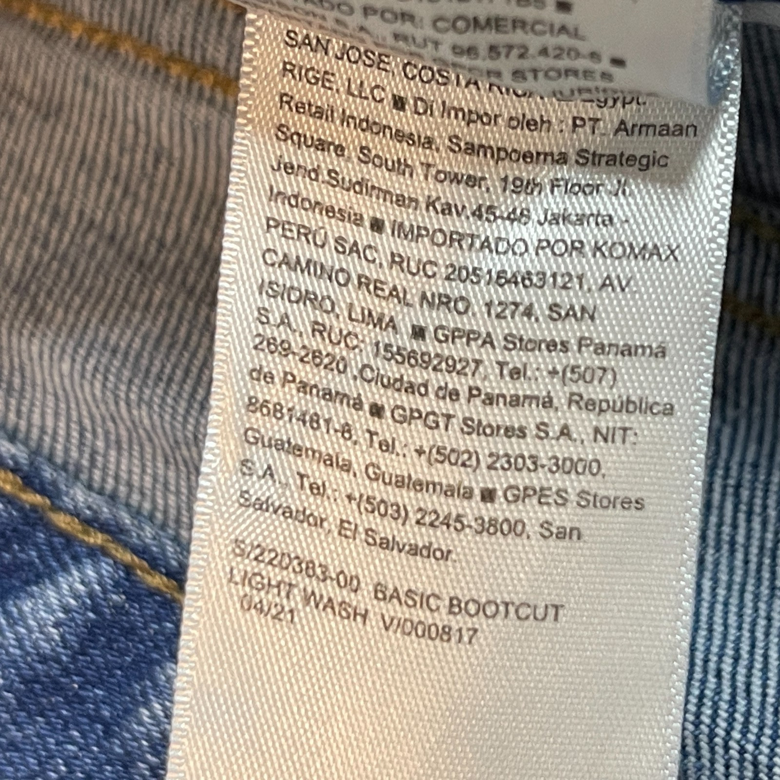 Old Navy Men Classic Basic Bootcut Medium Wash Mi… - image 13