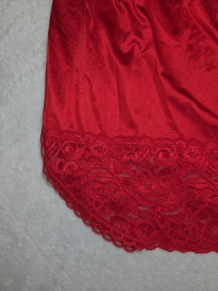 Vintage VANITY FAIR Red Half Slip Skirt Lingerie Silky Nylon Lace Trim M RARE - Image 4 of 4