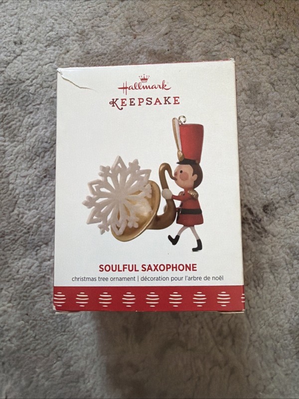 Hallmark Keepsake Christmas Tree Ornament Soulful Saxophone Instrument New 2017