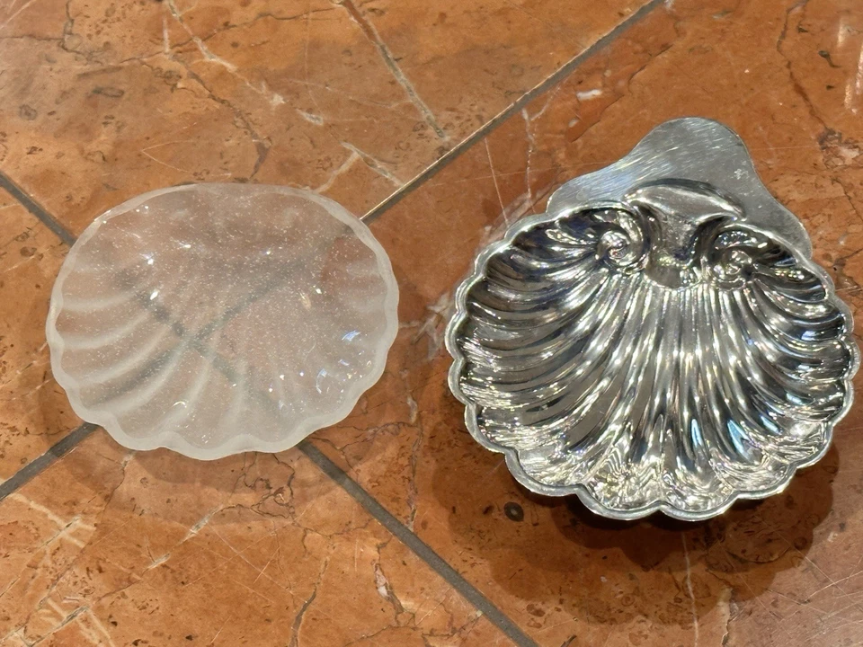 HARROD'S SILVER CLAM SHELL INLAID GLASS FOOTED TRINKET BUTTER CAVIAR DISH EUC - Image 2 of 4