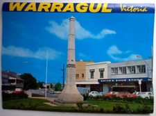 WARRAGUL Victoria ~ Vintage NuColorVue Foldout Postcard ~ 1960s