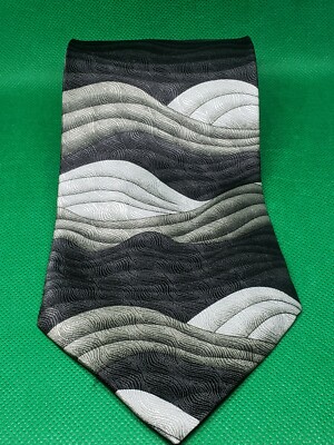 jerry garcia silk tie blue iceberg 800 of 1000 10th anniv.  grey waves 58'' × 4'' 