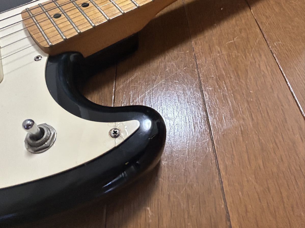 Electric Guitar Fender Duo-Sonic Reissue 1995 Made in Mexico Electric Guitar Fender Duo-Sonic Reissue 1995 Made in Mexico
