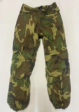 The North Face Military Issue GORE-TEX Trouser Pants M81 Woodland Medium