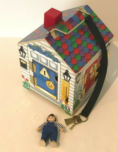 Melissa \u0026 Doug Classic Toy Doorbell House, Wooden