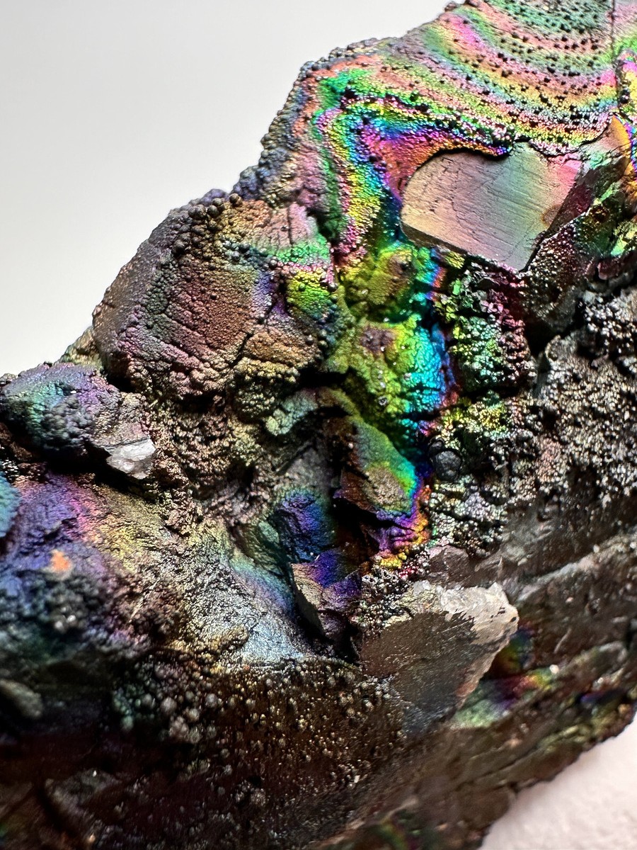 Bright RAINBOW Colors___RARE IRIDESCENT Hematite on Quartz Crystal