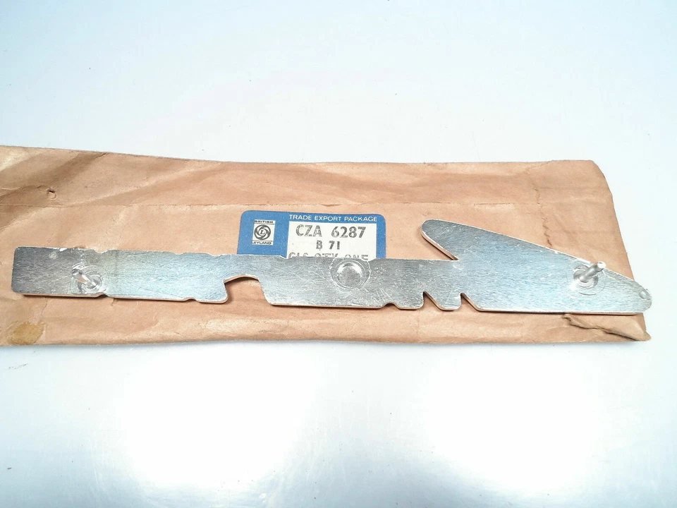 Austin "America" Badge Fits Austin America 1971 NOS Factory Original   CZA6287 - Image 2 of 2