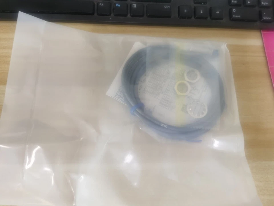 1PC New Omron E2G-M12KN05-WP-C1-HT Proximity Switch - Image 3 of 3