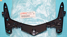 Support de pare-brise YAMAHA 3P6-28322-00 pour FJR 1300 de 2006/2007  neuf