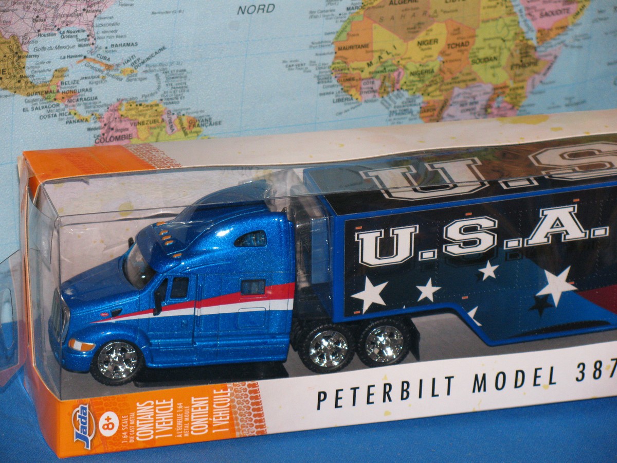 JADA JUST TRUCKS PETERBILT MODEL 387 HAULER U.S.A FLAG 14