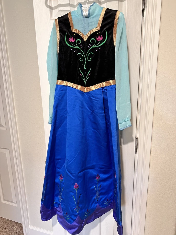 Disfraz de Anna Talla 10 Traje de Viaje con Capa Persiguiendo Luciérnagas Disney Frozen Foto 3 de 4