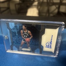 2016-17 Panini Prizm - Autographs Artis Gilmore #64 (AU)