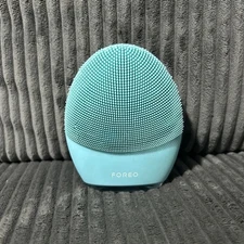Foreo Luna 3 Smart Facial Cleansing Massager - Normal skin