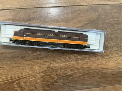 N Scale Life Like 7034 E7 Locomotive A Unit Illinois Central #4017
