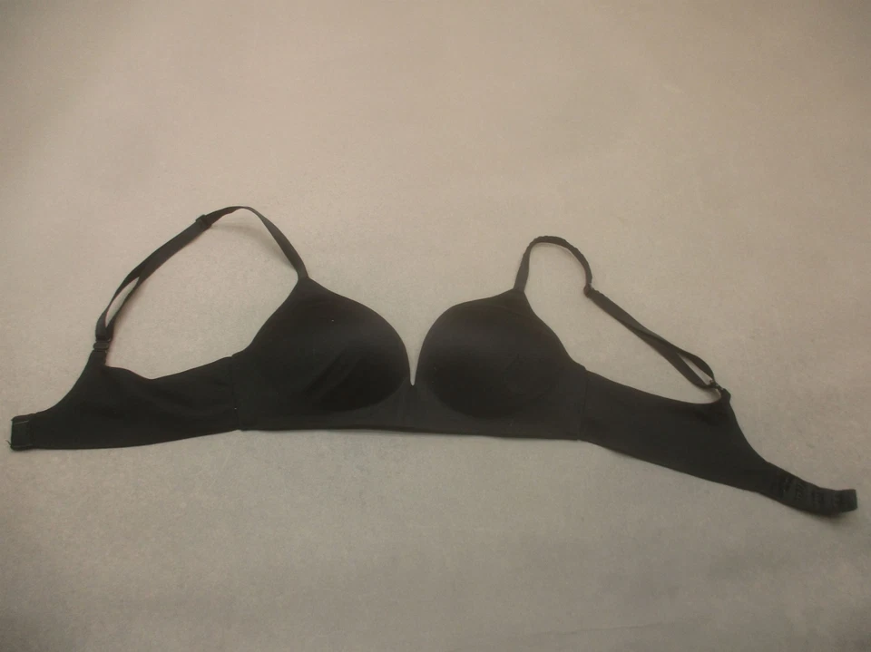 32A Gap Womens Black Lined Wireless Back Closure Everyday Smooth Demi Bra 10U - Image 3 of 4