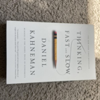 Thinking, Fast and Slow by Daniel Kahneman (2013, Trade Paperback)