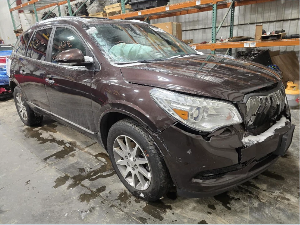 2015 BUICK ENCLAVE Hood - Изображение 2 из 3