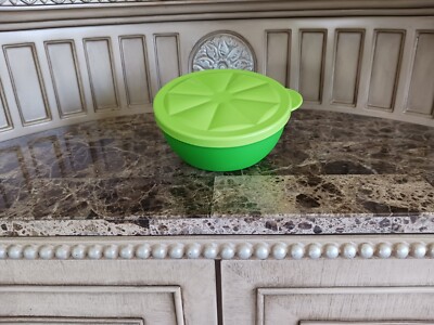 Tupperware Citrus Lime Keeper 6871 Green Angled Citrus Bowl Container