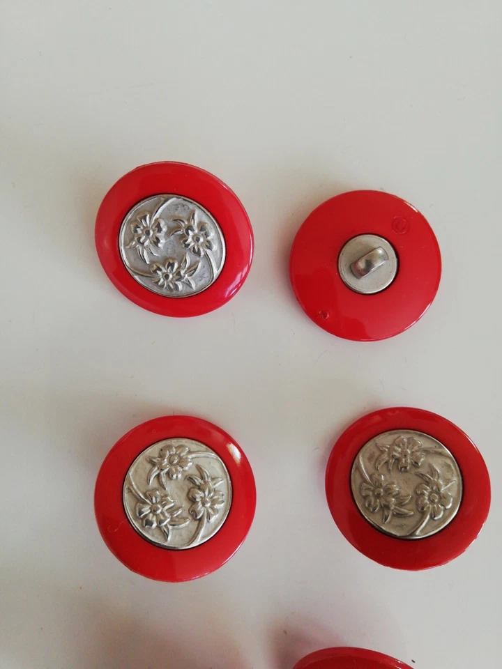 Knopf/Kurzwaren/Mantel Knopf, 6 Stück, rot/silber Über Jahre gesammelt! - Bild 2 von 4