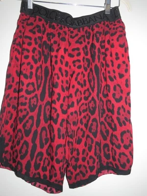 Bermudas Dolce & Gabbana Rojo Estampado Leopardo Viscosa Talla 48 - Imagen 1 de 4