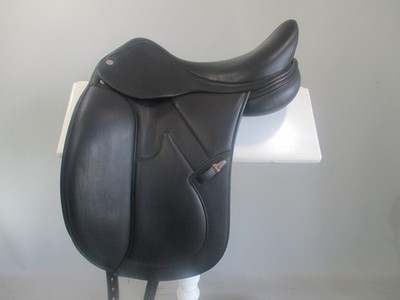 Equipe Bocelli Dressage Saddle 16.5'' MW