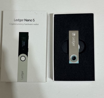 Ledger Nano S Cryptocurrency Bitcoin Hardware Wallet - NOB