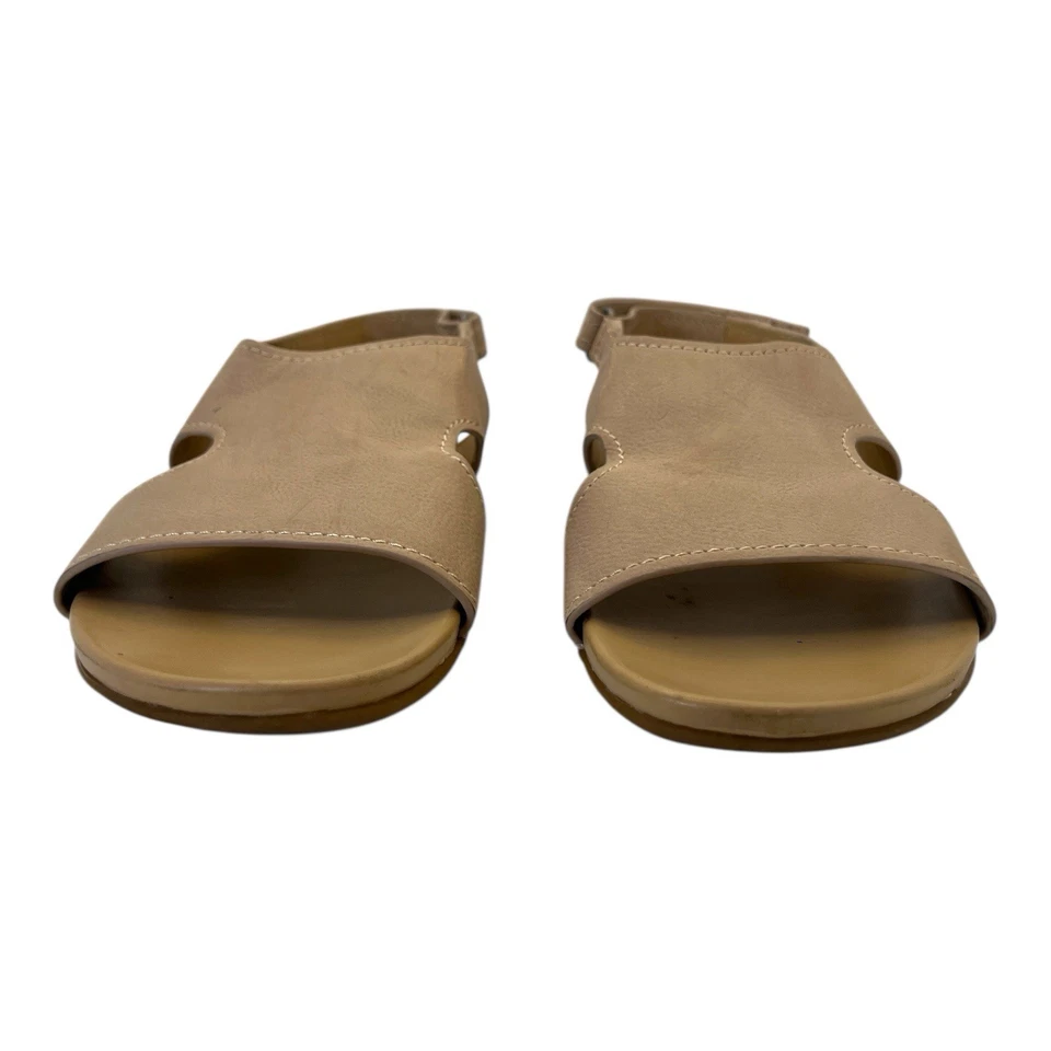 Sandalias planas Naturalizer para mujer Nxtgen-Scout bronceadas gancho y bucle, talla 7,5 de ancho Foto 2 de 4