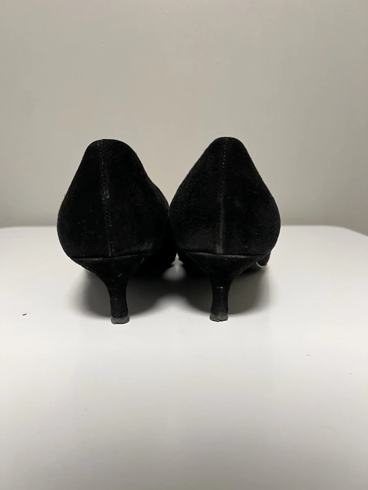 Miu Miu Black Suede Bow Kitten Heels – EU 41.5 US 11.5  Luxury Vintage - Image 3 of 4