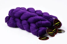 4 ply sport weight 100% cashmere yarn 50 gram 175 yards per skein