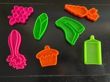 Vintage 70  s Mattel Lot of 7 Plastic Play Food Grocery Toys