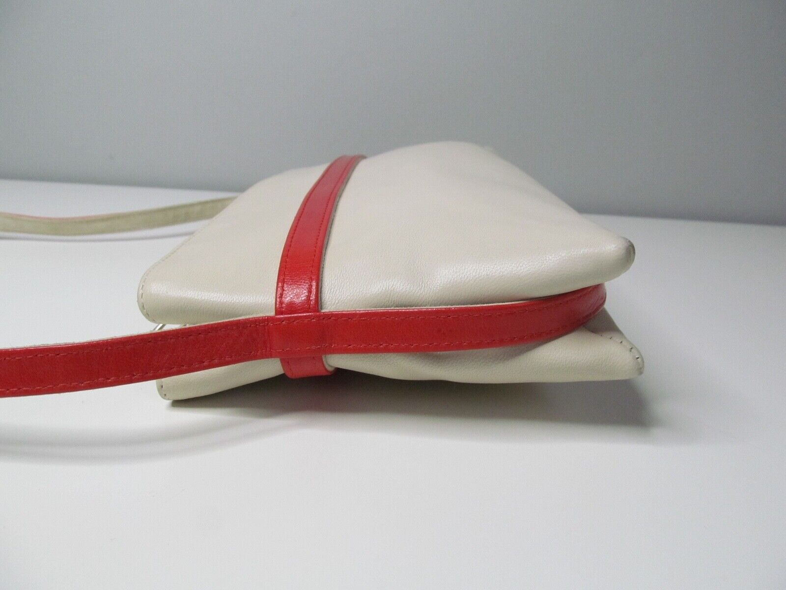 Bally Cream / Red Clutch / Shoulder Bag Leather M… - image 4