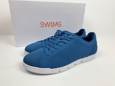 swims tennis shoes