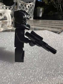 LEGO Star Wars Imperial V-Wing Pilot SW0304 Minifigure  w Helmet & Blaster
