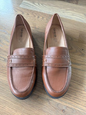 Women's LifeStride with Soft System London Penny Loafers Brown 7 Support Flex