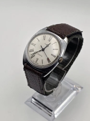 Running Mens Vintage 1969 Timex Marlin UFO Electric Watch Reference #9434 4069