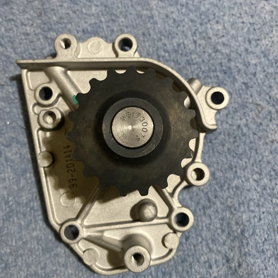 Bomba de agua para 96-01 Honda Acura CRV Integra 1.8L 4 Cyl 2.0L DB35C5 Foto 2 de 4