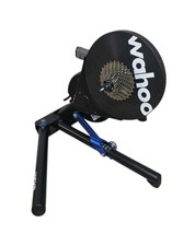 Wahoo KICKR Indoor Smart Trainer (READ DESCRIPTION)!! WORKS GREAT!!