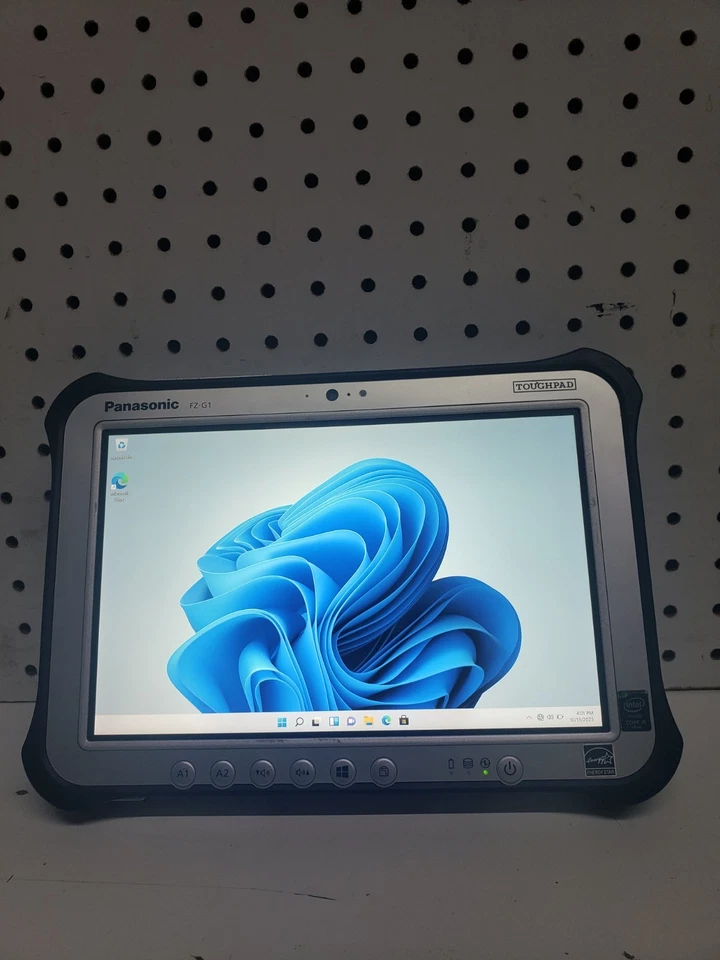 Panasonic ToughPad FZ-G1  Core i5-5300U 2.3GHz  8GB RAM  512GB SSD Win11 Pro  - Image 2 of 4