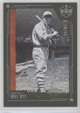 2022 Panini Diamond Kings Short Print Green Frame 10/25 Mel Ott #105 HOF 5m1