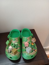 Minecraft Crocs Classic Clog Youth Kids Size 13 Green Gamer Shoes w/ Charms 19