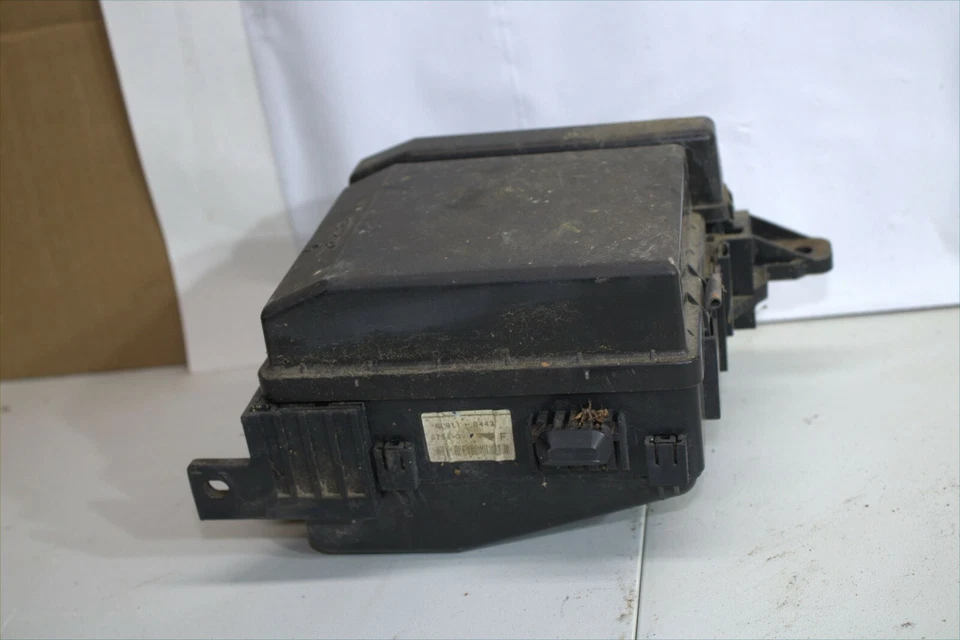 Unidad de relé de caja de fusibles Mitsubishi Galant 2007-2012 módulo 010040738 Foto 3 de 4