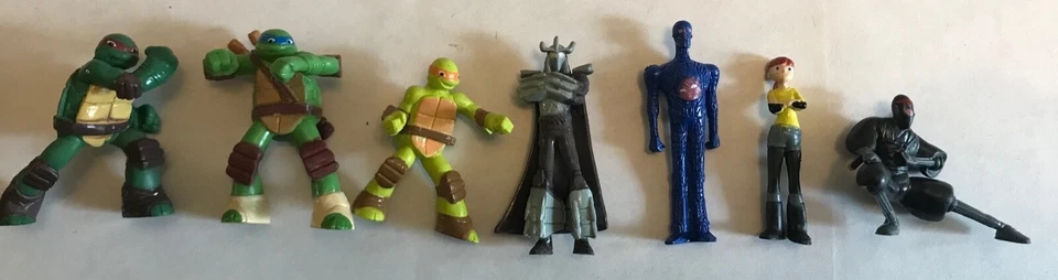 Teenage Mutant Ninja Turtles Party Favors Set of 12 Shredder, April, and More! - Image 3 of 4
