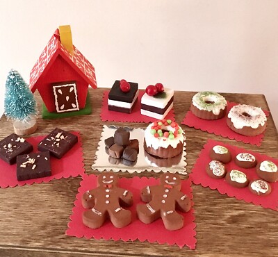 Miniature 1:6 Xmas Treats Homemade Brownies Cakes Gingerbread Men Fudge Cookies