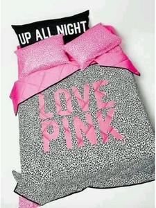 Victoria S Secret Pink Leopard Love Pink Reversible Comforter